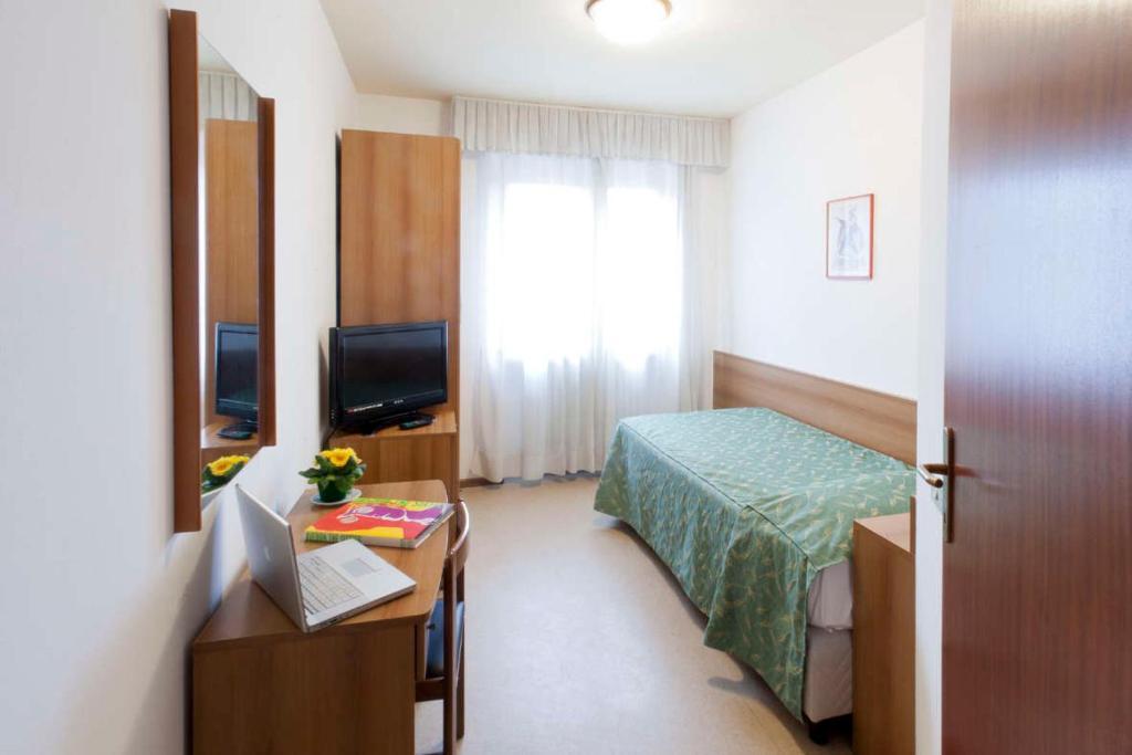 Hotel Dante Ponte nellʼAlpi Kültér fotó